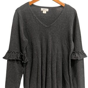 Soft Knit Gray v-neck Top with Ruffle Sleeves